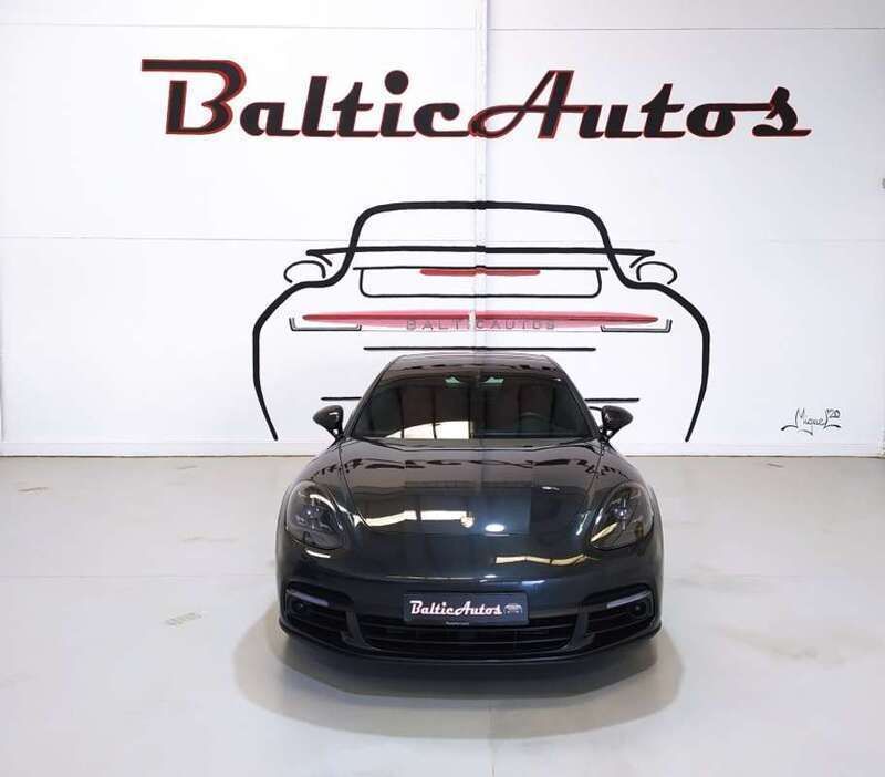 Usado Porsche Panamera 330 CV (242 kW) 2019 Vulcano / metalizado Berlina