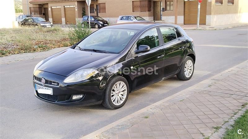 Negro Usado 2008 Fiat Bravo Dynamic Utilitario | 3000 € (Precio justo) - Imagen 1/4