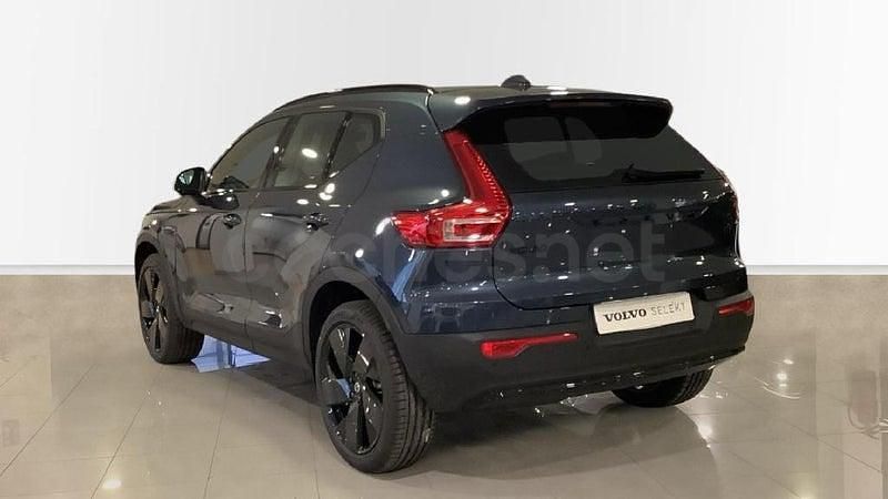 Nuevo Volvo XC40 Plus 163 CV (119 kW) 2025 Azul SUV