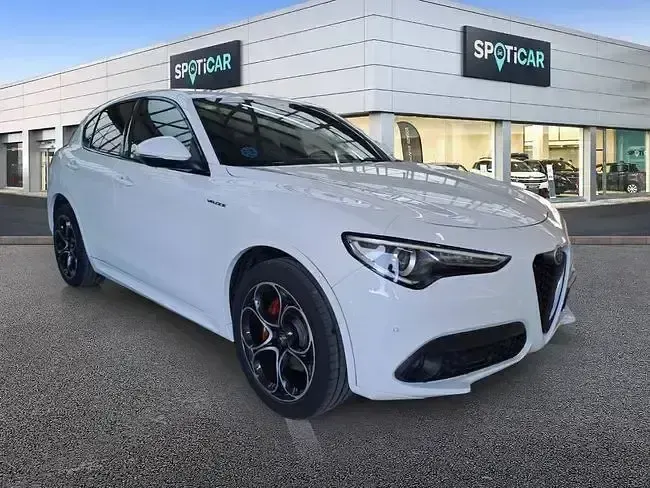 Usado Alfa Romeo Stelvio Veloce 211 CV (155 kW) 2020 Blanco SUV