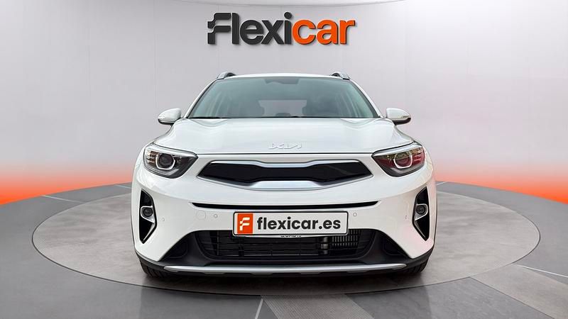 Usado Kia Stonic 101 CV (74 kW) 2024 Blanco SUV