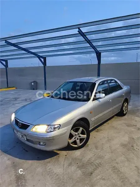 Usado Mazda 626 Sportive 110 CV (80 kW) 2002 Blanco Berlina