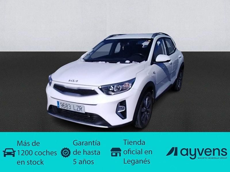 Usado Kia Stonic 100 CV (73 kW) 2022 Blanco SUV