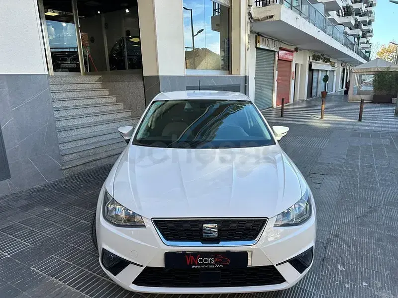 Usado Seat Ibiza Style 95 CV (69 kW) 2020 Blanco Utilitario