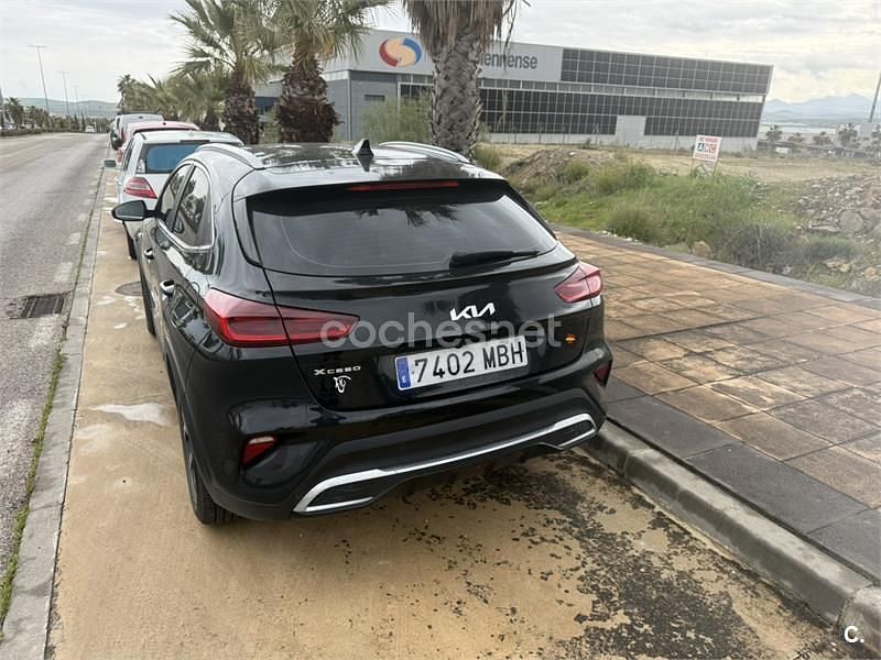 Usado Kia XCeed 120 CV (88 kW) 2022 Negro SUV