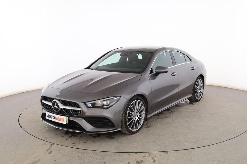 Usado Mercedes CLA220 AMG line 190 CV (139 kW) 2021 Berlina