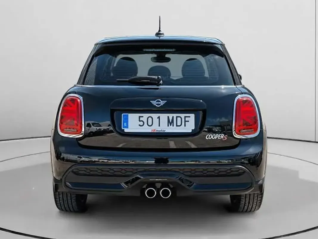 Usado Mini Cooper S 178 CV (130 kW) 2023 Negro Utilitario