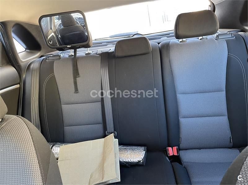 Usado Hyundai i30 90 CV (66 kW) 2014 Negro Berlina