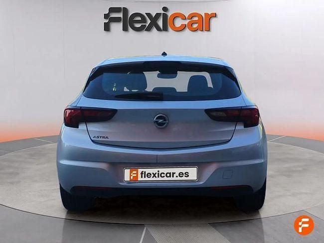Usado Opel Astra GS Line 131 CV (96 kW) 2020 Gris Berlina