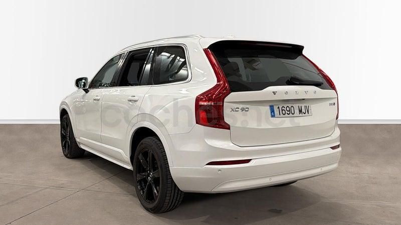 Usado Volvo XC90 Core 235 CV (172 kW) 2023 Gris / plata SUV
