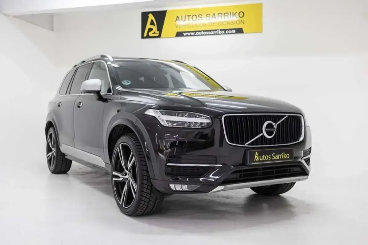 Usado Volvo XC90 Momentum 224 CV (164 kW) 2015 Negro SUV