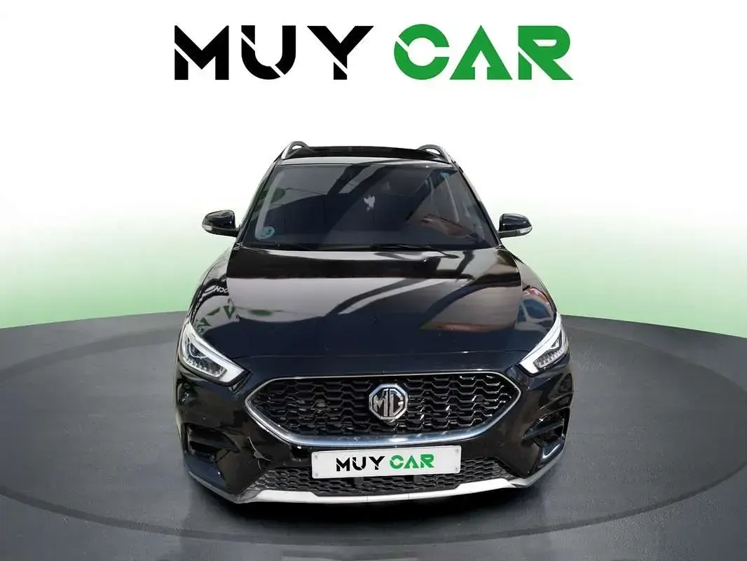Usado MG ZS Comfort 106 CV (77 kW) 2022 Negro SUV