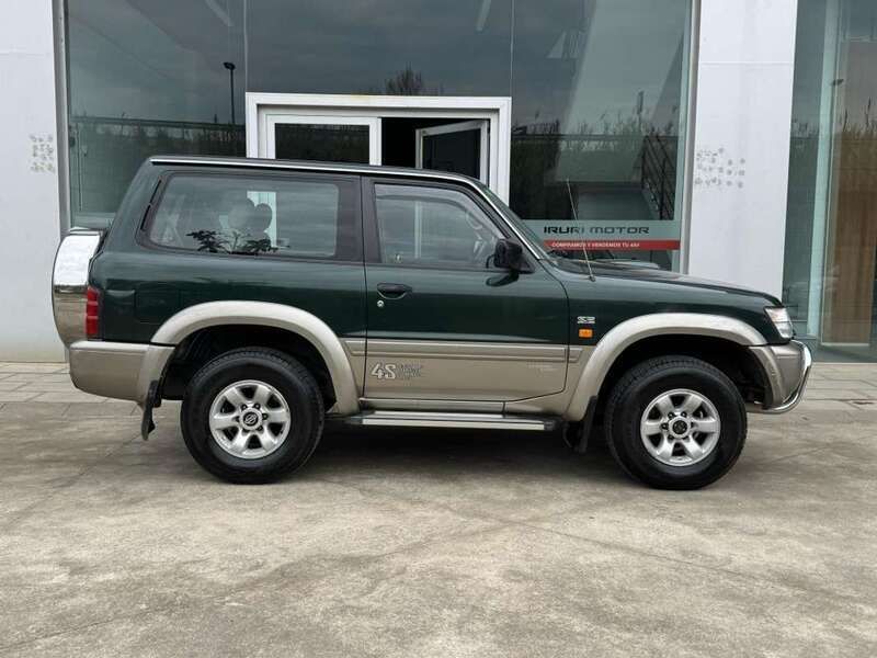 Verde Usado 1999 Nissan Patrol SE SUV | 20.999 € (Precio justo) - Imagen 1/4