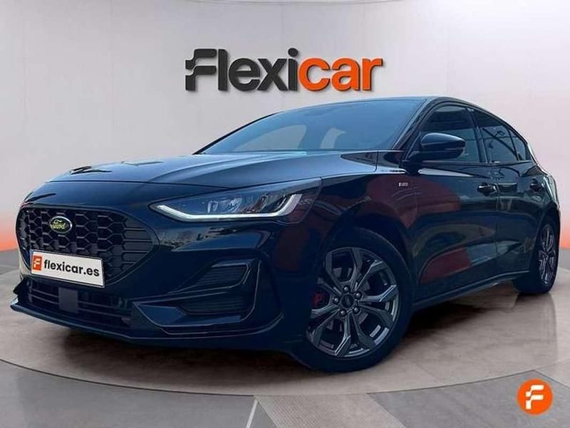 Usado Ford Focus ST-Line X 125 CV (91 kW) 2023 Negro Berlina