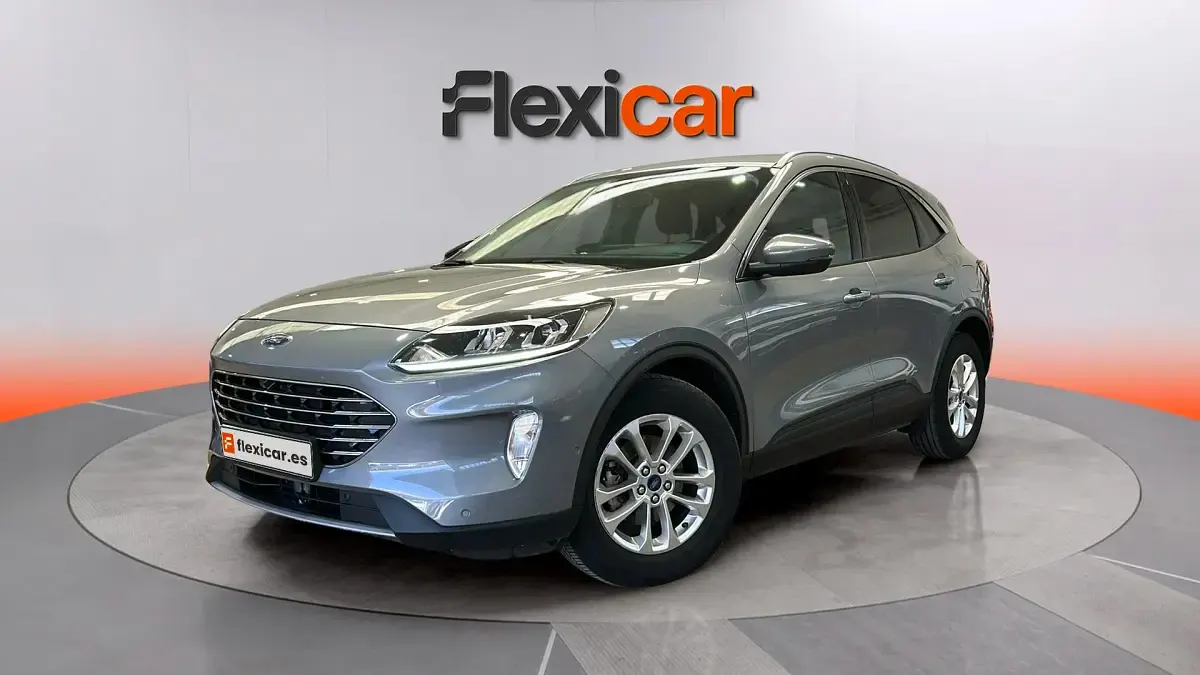 Usado Ford Kuga Trend 150 CV (110 kW) 2022 Gris SUV
