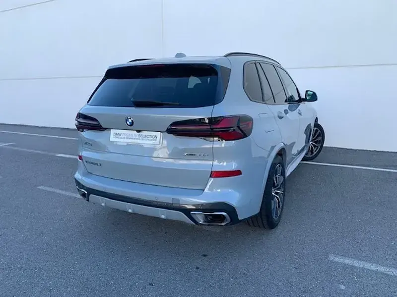 Usado BMW X5 xLine 298 CV (219 kW) 2023 Gris / plata SUV