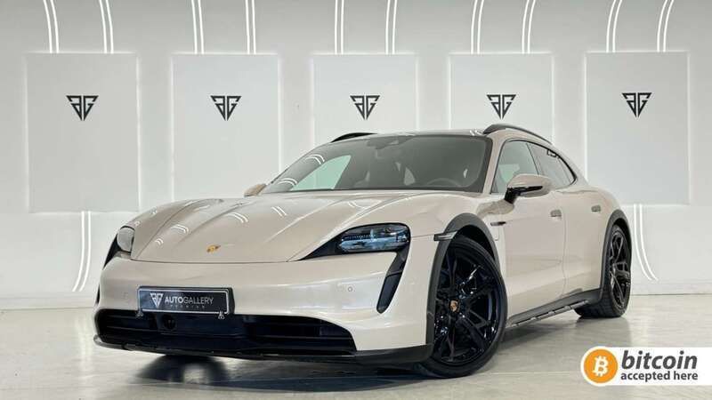Beige Usado 2022 Porsche Taycan 4S Cross Turismo Berlina | 69.900 € - Imagen 1/4