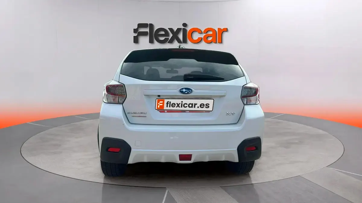 Usado Subaru XV 114 CV (83 kW) 2018 Blanco SUV