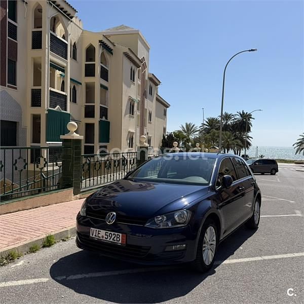 Usado VW Golf VII Edition 105 CV (77 kW) 2014 Azul Berlina