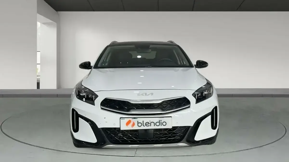 Usado Kia XCeed 141 CV (103 kW) 2024 Blanco SUV