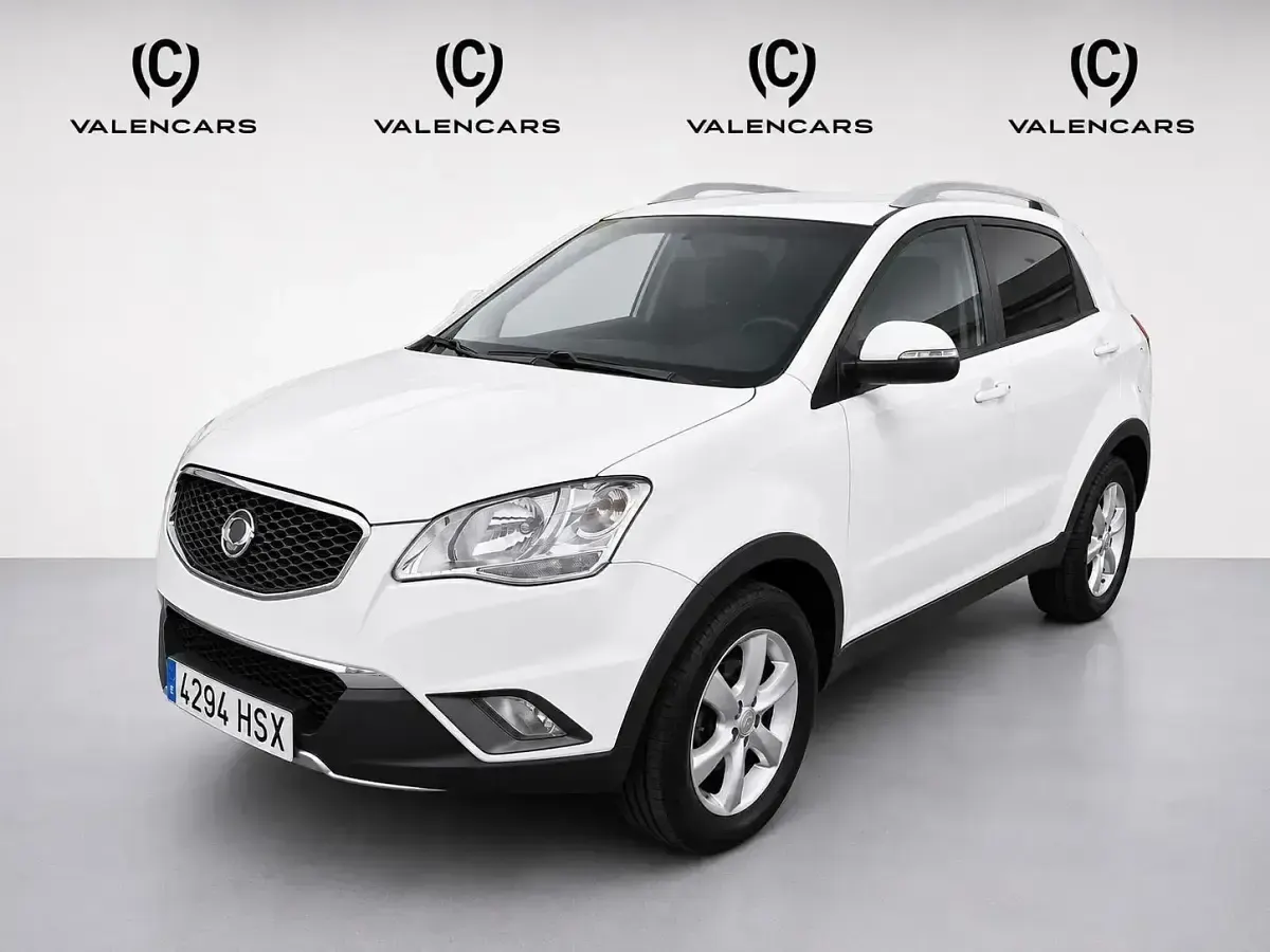 Usado SsangYong Korando Premium Plus 175 CV (128 kW) 2013 Blanco SUV