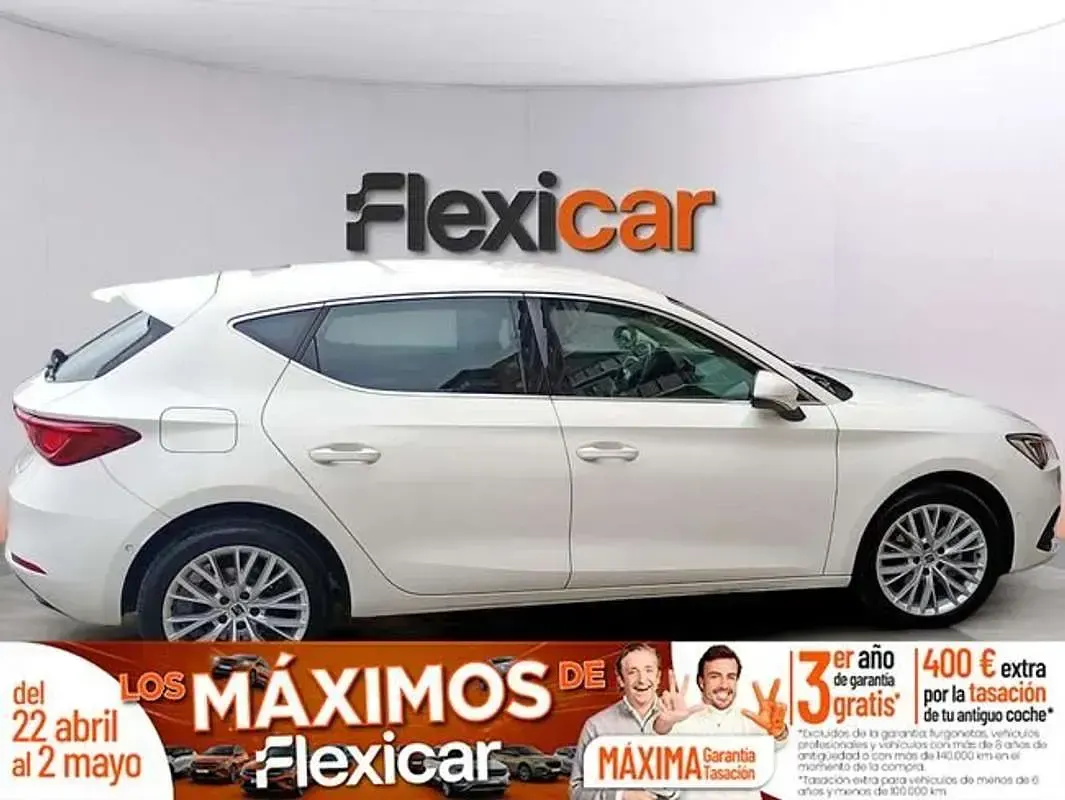 Käytetty Seat Leon XCELLENCE 150 HP (110 kW) 2022 Sedan
