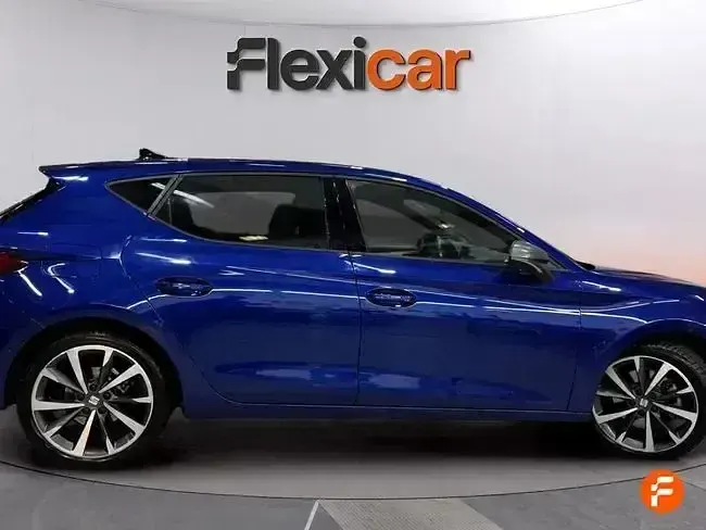 Usado Seat Leon FR 150 CV (110 kW) 2021 Azul