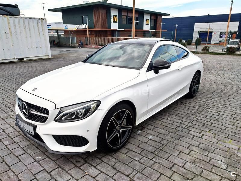 Usado Mercedes C300 AMG line 245 CV (180 kW) 2017 Blanco Coupe