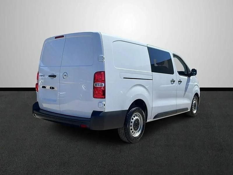 Usado Opel Vivaro 145 CV (106 kW) 2024 Blanco Monovolumen