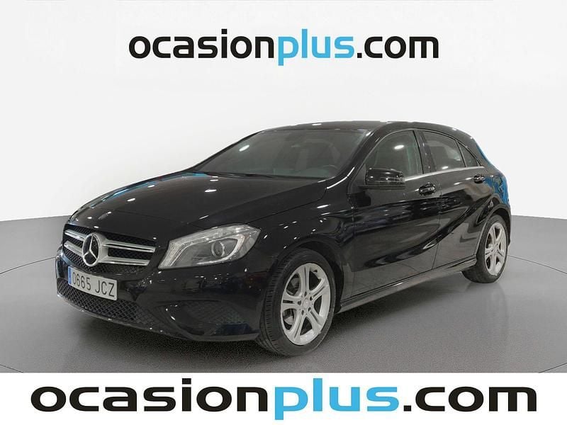 Negro Usado 2015 Mercedes A180 Urban Utilitario | 12.900 € (Precio justo) - Imagen 1/4