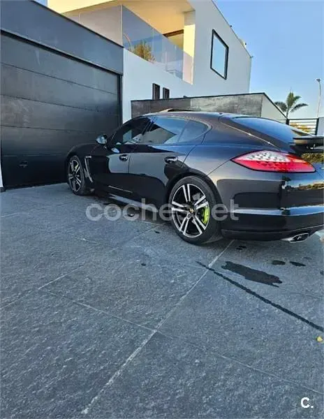 Usado Porsche Panamera 250 CV (183 kW) 2011 Negro Utilitario