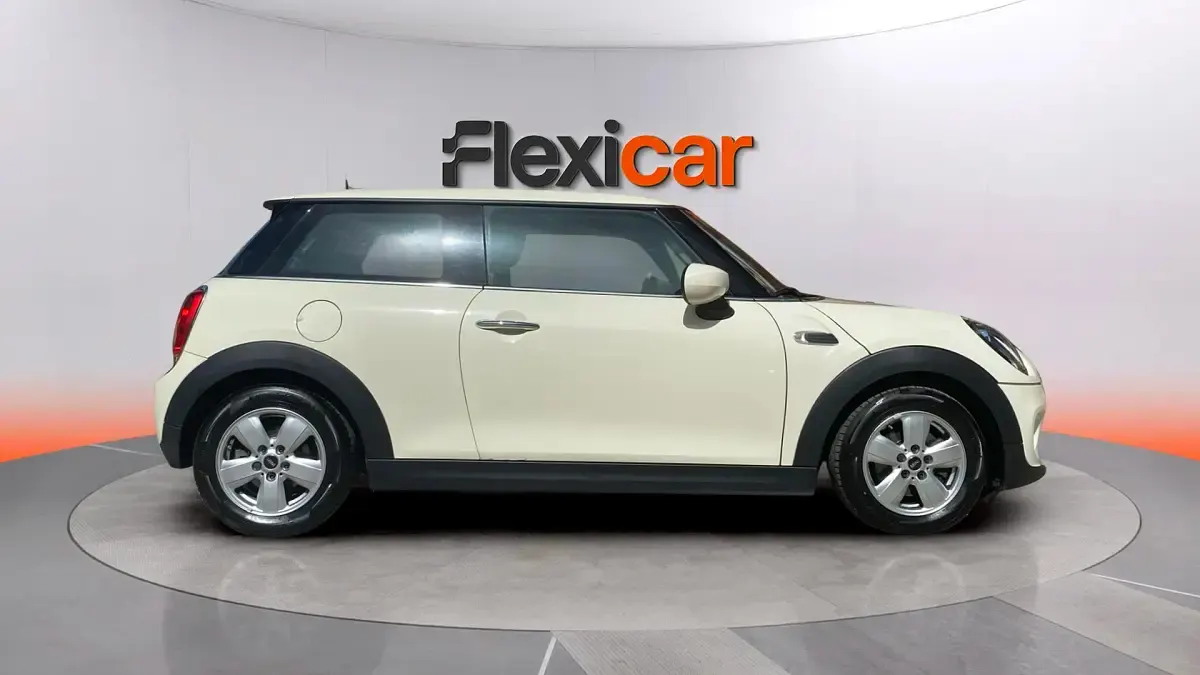Usado Mini ONE 102 CV (75 kW) 2019 Blanco Utilitario