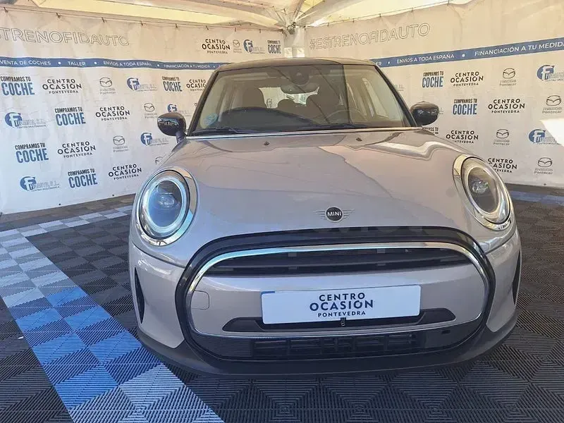Usado Mini Cooper 156 CV (114 kW) 2024 Gris / plata Utilitario