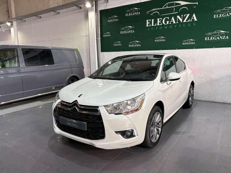 Usado Citroën DS4 Style 114 CV (83 kW) 2013 Blanco Utilitario