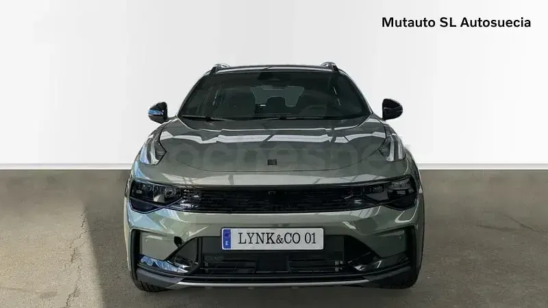 Usado Lynk & Co 01 276 CV (202 kW) 2026 Verde SUV