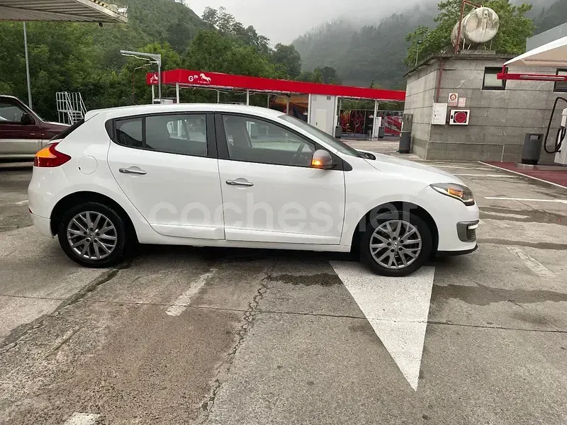 Usado Renault Mégane III GT 115 CV (84 kW) 2014 Blanco Berlina