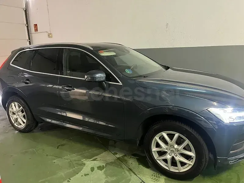 Usado Volvo XC60 Momentum 197 CV (144 kW) 2019 Azul SUV