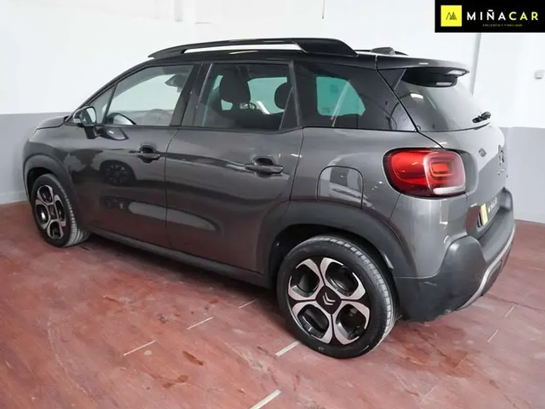 Usado Citroën C3 Aircross Shine 120 CV (88 kW) 2021 Gris SUV