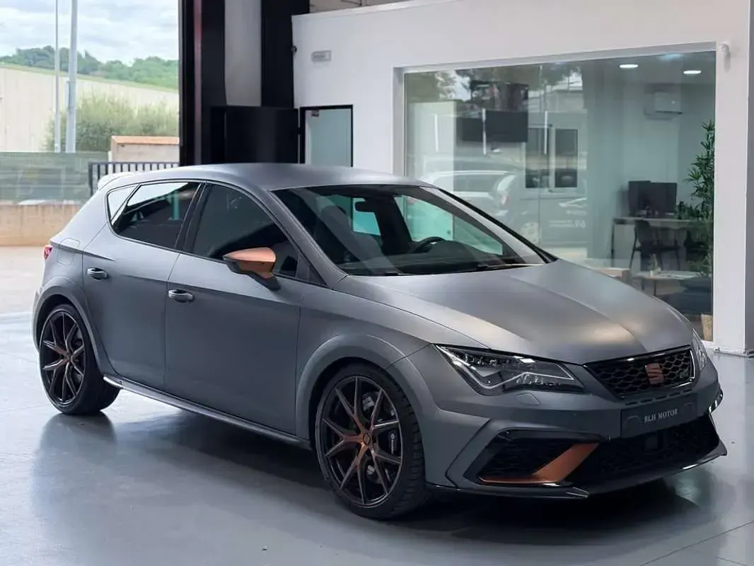 Usado Seat Leon ST CUPRA 300 CV (220 kW) 2018 Gris Familiar