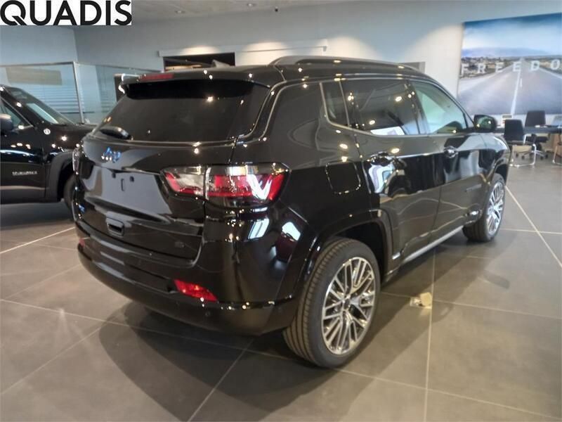 Nuevo Jeep Compass Summit 241 CV (177 kW) 2025 Negro SUV