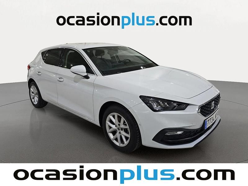 Usado Seat Leon Style 116 CV (85 kW) 2025 Blanco Utilitario