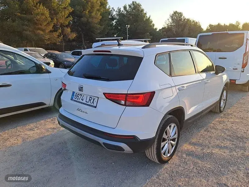 Usado Seat Ateca Style 116 CV (85 kW) 2021 Blanco SUV