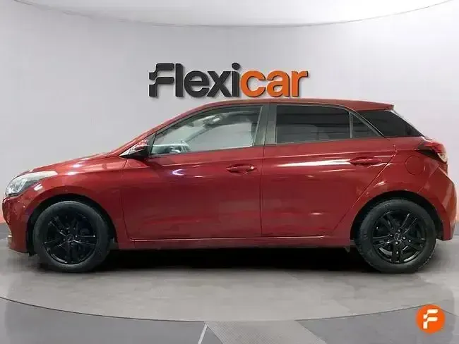 Usado Hyundai i20 100 CV (73 kW) 2017 Rojo