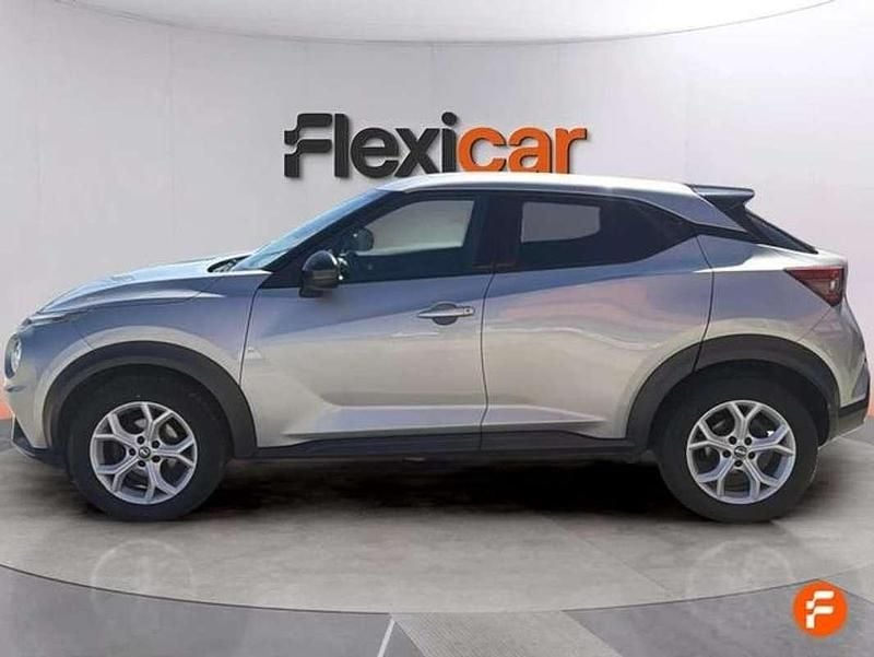 Usado Nissan Juke N-Connecta 114 CV (83 kW) 2022 Gris SUV