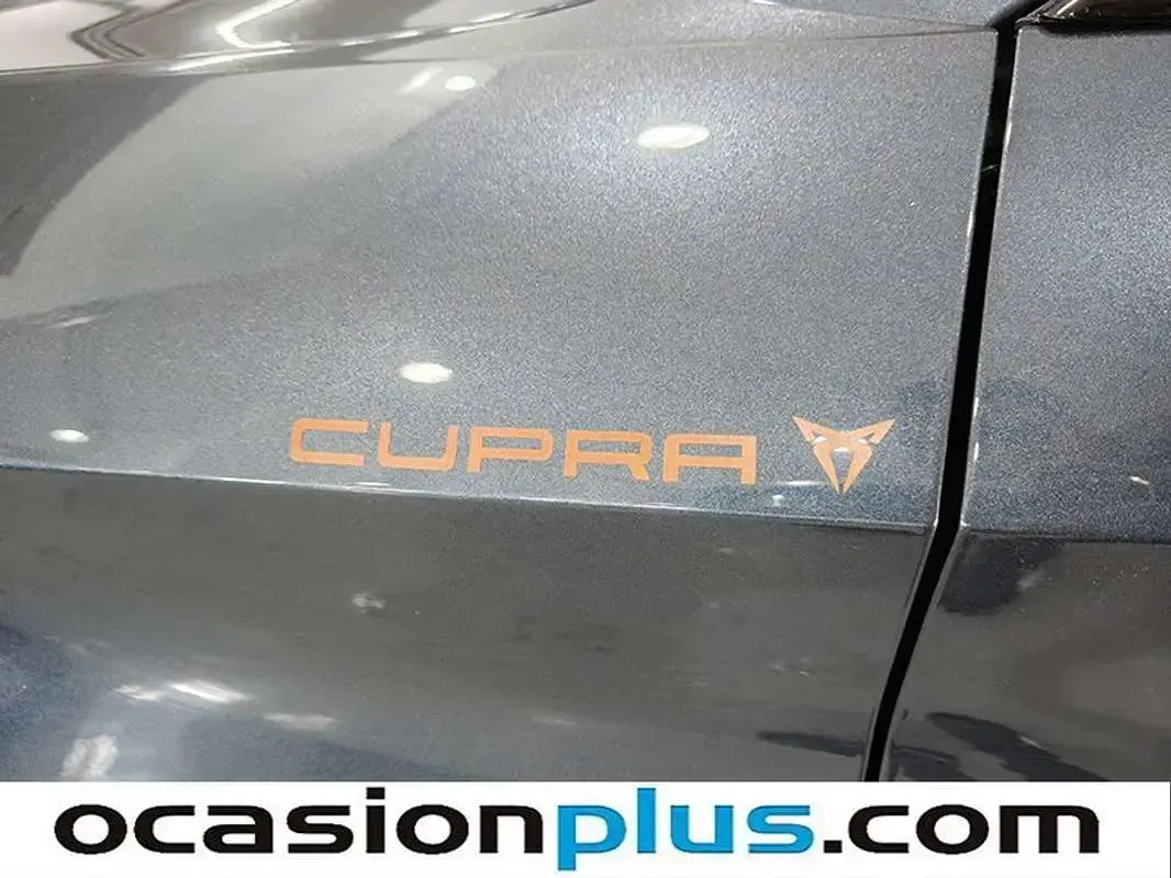 Usado Cupra Leon VZ 310 CV (228 kW) 2021 Gris Familiar