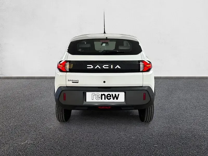 Usado Dacia Spring Expression 47 kW (65 CV) 2025 Blanco Utilitario