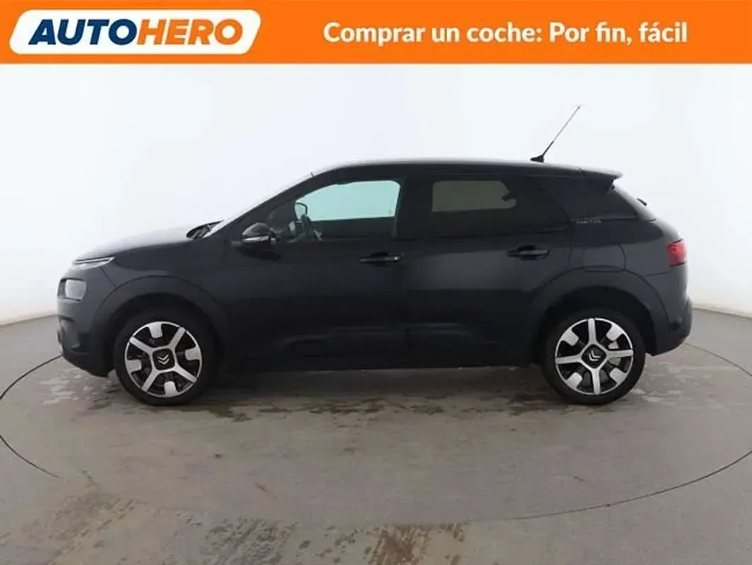 Usado Citroën C4 Cactus PureTech 110 CV (80 kW) 2020 Negro Utilitario