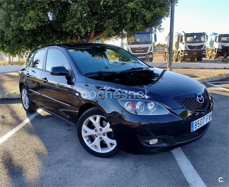 Negro Usado 2007 Mazda 3 Sportive Berlina | 4190 € (Buen precio) - Imagen 1/4