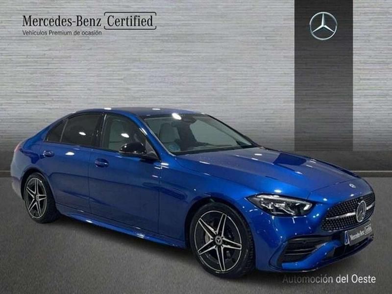 Usado Mercedes C220 AMG line 203 CV (149 kW) 2022 Azul Berlina