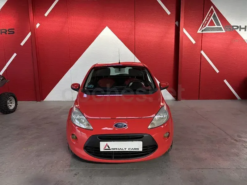 Usado Ford Ka Titanium 69 CV (50 kW) 2009 Rojo Utilitario